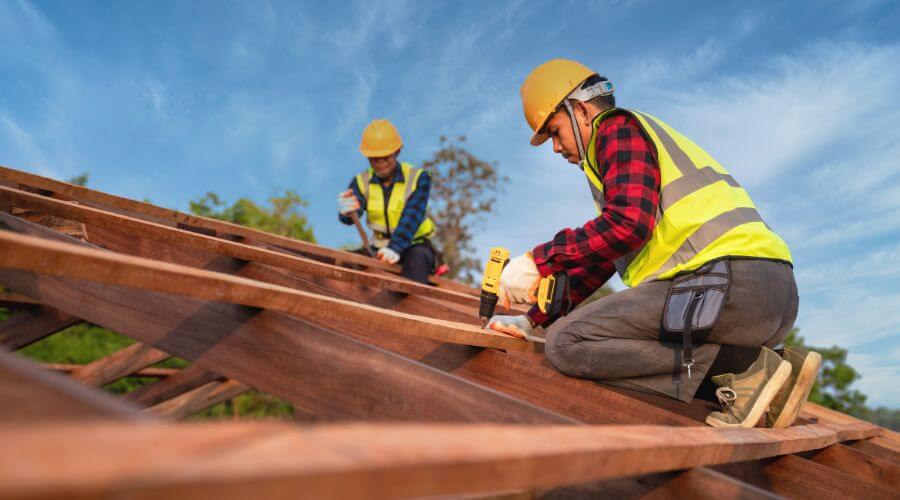 Professional Flat Roofing Installation services in Lagro, IN
